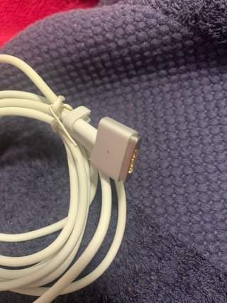 Cargador Apple Blanco con Cable y Adaptador