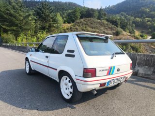 Peugeot 205 1998