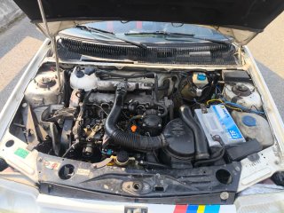 Peugeot 205 1998