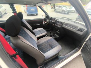 Peugeot 205 1998