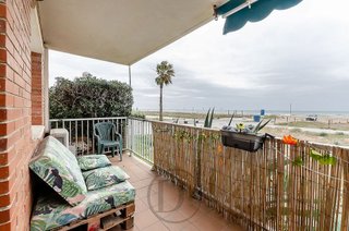 Piso en venta en Lluminetes en Castelldefels