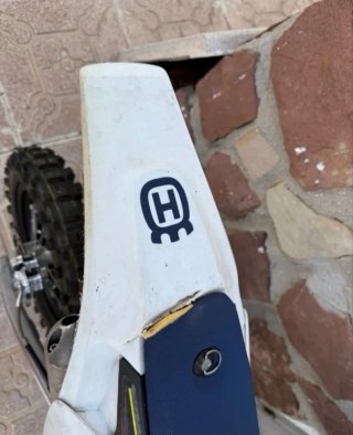 Husqvarna TC 65 Motocross Blanca y Amarilla