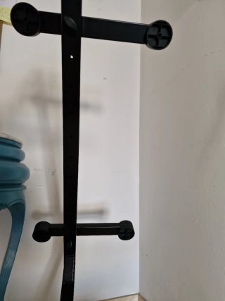 Soporte Teclado K&M 18820 Omega Negro para piano