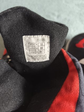 Zapatillas de estar por casa gaming.