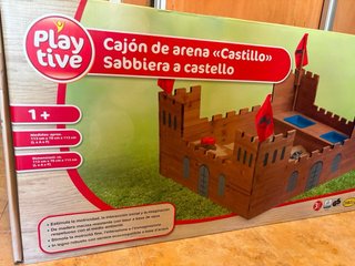 Playtive  Cajón de Arena Castillo de Madera