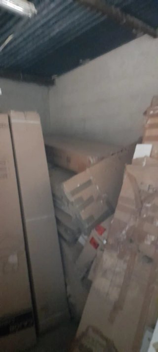 Se vende lote de armarios canapés etc