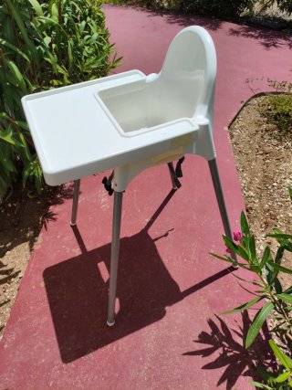Trona IKEA Antilop con bandeja y arnés