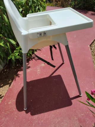 Trona IKEA Antilop con bandeja y arnés