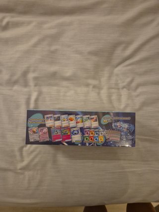 Caja Pokémon TCG Tailandesa