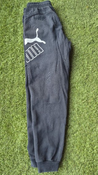 Pantalón chándal Puma negro logo
