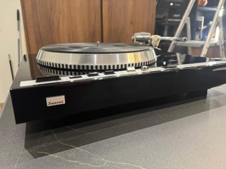 Tocadiscos Sansui SR-838 (1977)