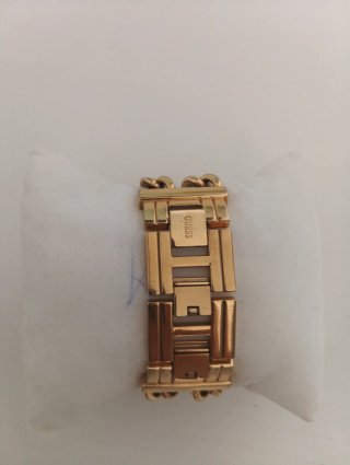Reloj Guess Dorado Mujer