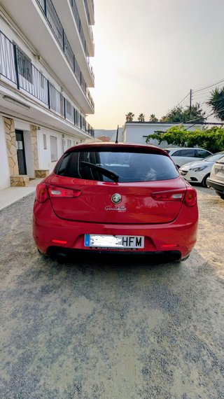 Alfa Romeo Giulietta 1.6 JTDm | Distribución Nueva