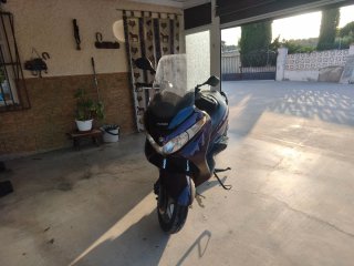 Suzuki Burgman 200