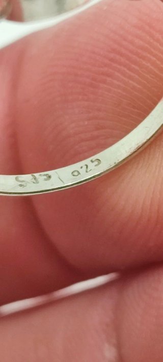Anillo de Plata y Piedra Luna.