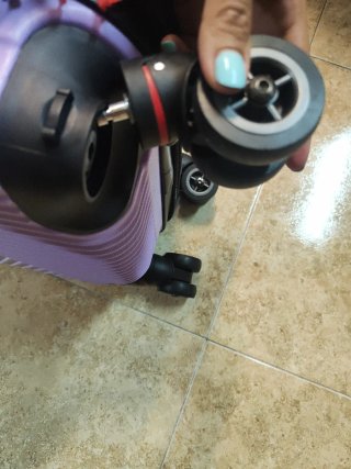 Maletas nuevas 10kg morado y amarillo