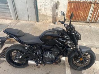 Yamaha MT-07 Pure 2024 Negra