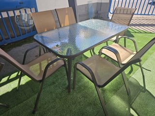 MESA TERRAZA CON 6  SILLAS