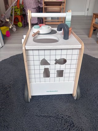 Correpasillos de madera cocina infantil