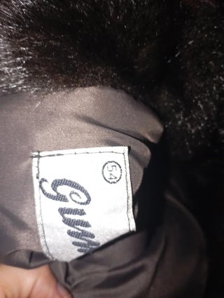 Abrigo de pelo negro mujer