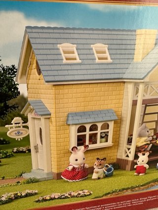 Sylvanian Families Bluebell Cottage Gift Set