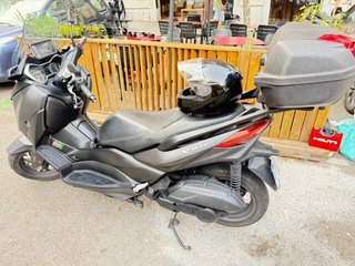 Yamaha X Max -125 Negra/Gris