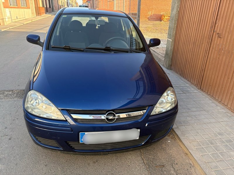 Opel Corsa 2005 - foto 1