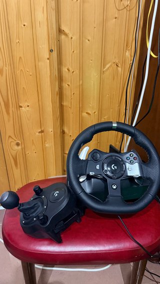 Volante Logitech G920 con Pedales y Palanca