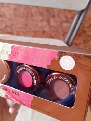 Danessa Myricks Beauty Kit Blush y Labios
