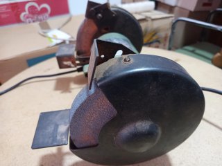 Esmeriladora Eléctrica 1.4 HP