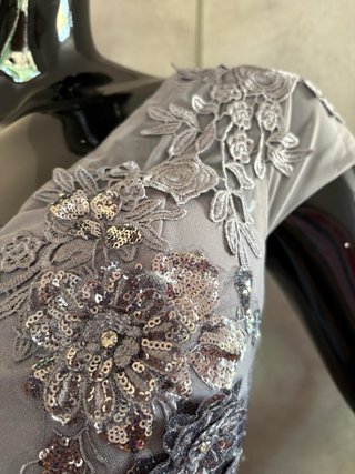 Abito da sera/cerimonia grigio con paillettes
