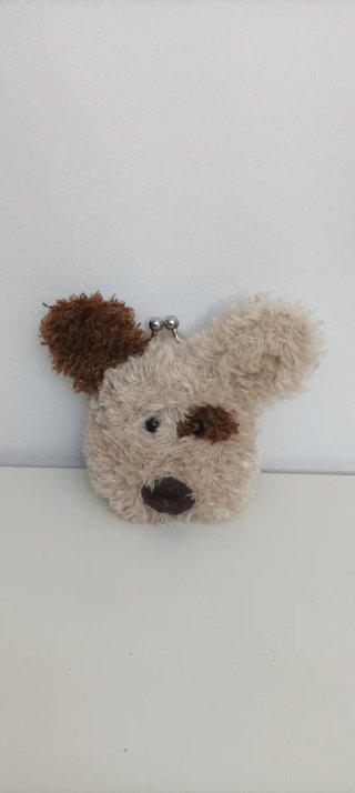 Monedero peluche perrito beige y marrón