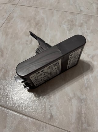Batteria Dyson V8 non funzionante