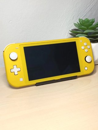Nintendo Switch Lite Giallo