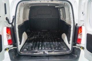 Rent mini van Peugeot Partner 2020