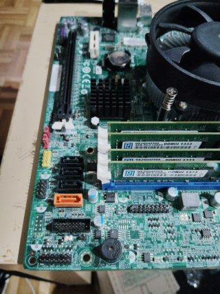 P.BASE+i5-2400+16GB RAM
