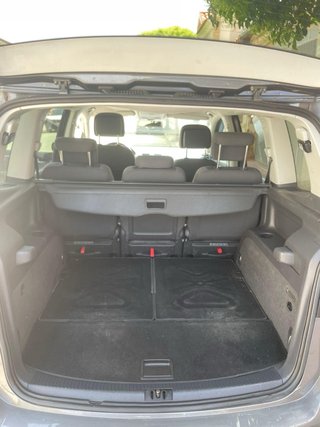 Volkswagen Touran 2.0 tdi 2013