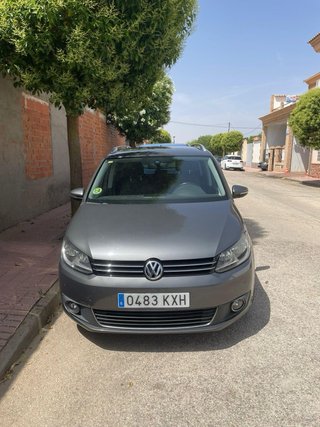 Volkswagen Touran 2.0 tdi 2013