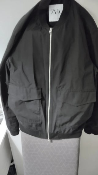 Chaqueta Zara Negra Bomber