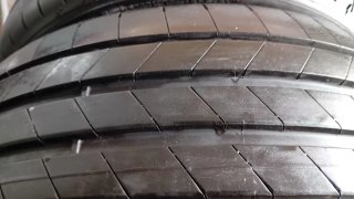 Neumáticos 225/40 R18 92Y