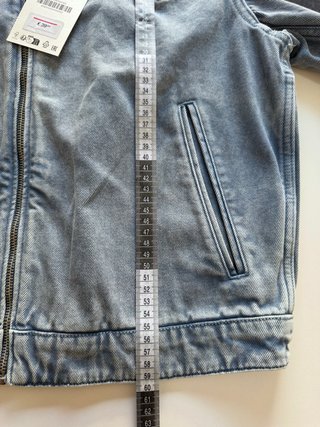 Chaqueta denim cropped Zara
