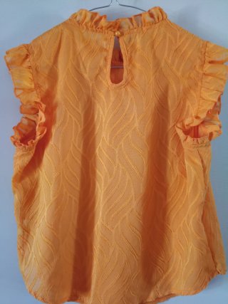 Top arancione con rouches