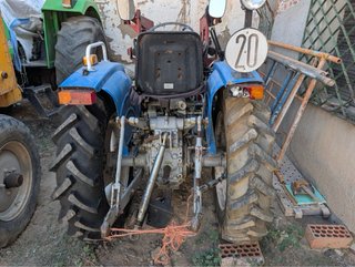 tractor pequeño Yanmar YM2000