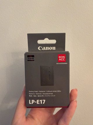 Cámara Canon EOS R10 + Batería Extra