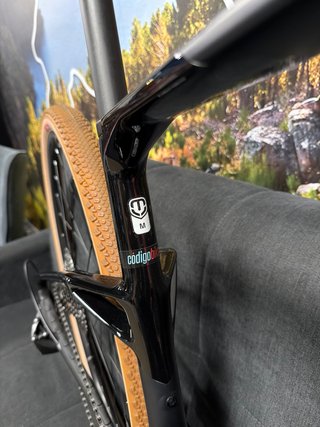 Mondraker Arid Carbon S Superblack Talla M - Nueva