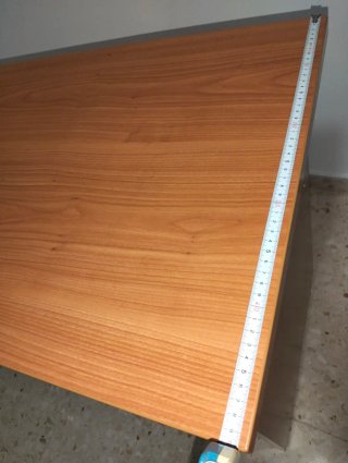 Mesa escritorio con ruedas