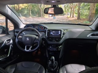 Peugeot 2008 2015