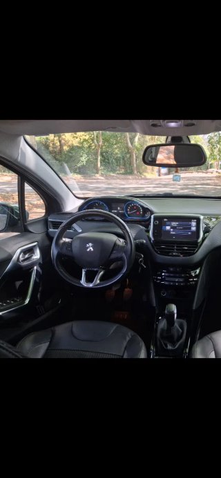 Peugeot 2008 2015