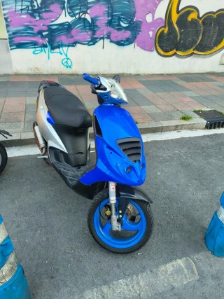 Moto Scooter Piaggio nrg