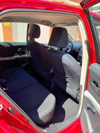 Toyota Yaris 2008 1.3i 87cv etiqueta C.
